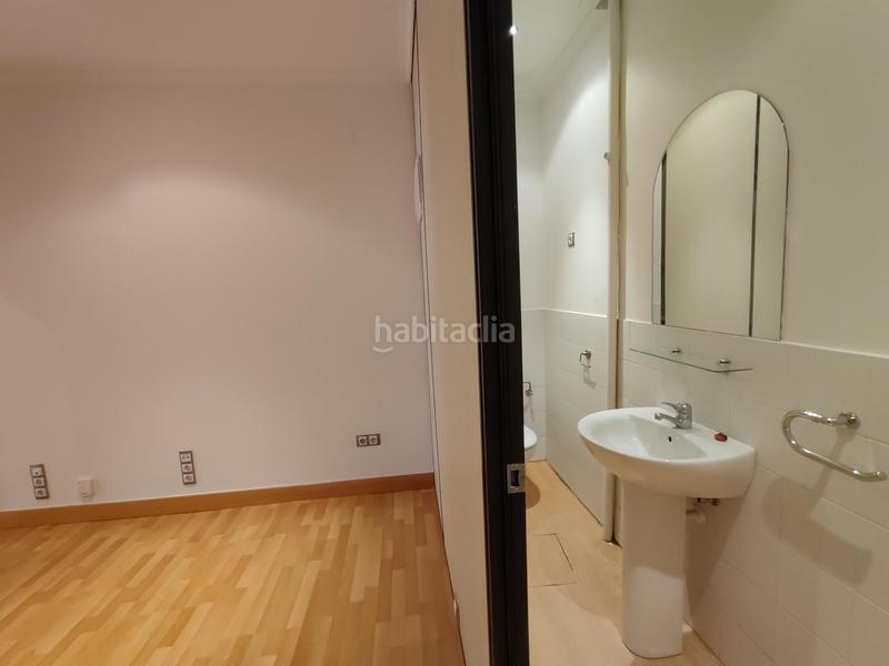 Foto 0fce6531-3790-4ba1-8596-11fa447147d3. Lloguer local comercial a San Pedro de Deusto - La Ribera Bilbao