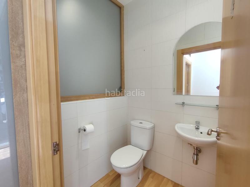 Foto 3c2696f6-b317-442d-a4ab-b84035a07033. Rent business premise in San Pedro de Deusto - La Ribera Bilbao