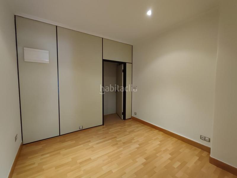 Foto 83182b6a-26d1-4cd4-bd38-acea08e6dcfc. Rent business premise in San Pedro de Deusto - La Ribera Bilbao