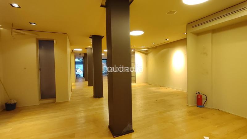 Foto bef9c7cb-9736-41e8-8df8-a2bb86863045. Location local commercial dans Ensanche - Moyua - Diputación Bilbao