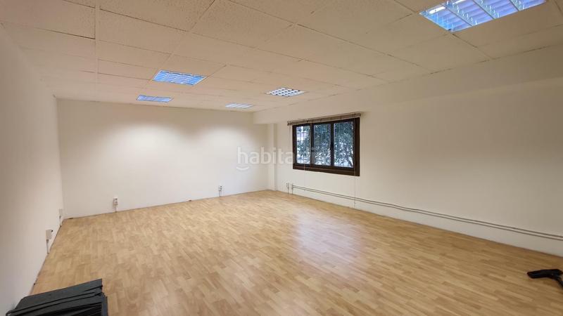 Foto c5321b14-c97e-45e4-becf-65f8d2c23cd2. Rent business premise in San Adrián Bilbao