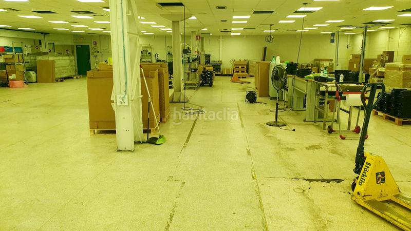 Foto 458835a5-ac61-4f41-8662-ad12d5bd7944. Industrial building in Alonsotegi