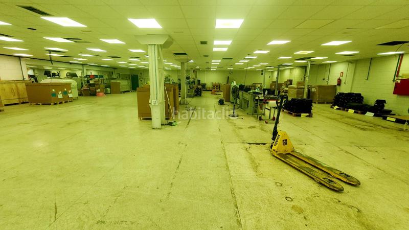 Foto d7234fcf-d730-4128-82d6-cecb933a7078. Industrial building in Alonsotegi