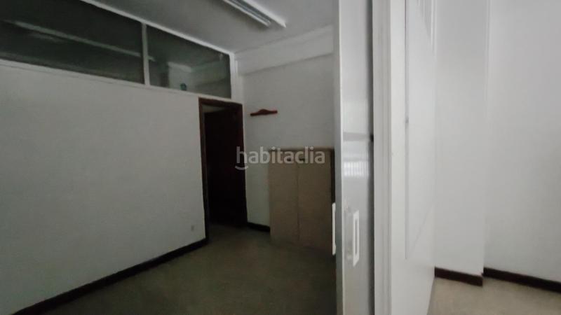 Foto c976c3a1-0210-49e1-b010-45a66bcc9099. Alquiler oficina  exterior entreplanta zona intermodal en Bilbao