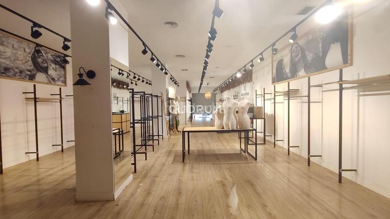 Foto 01e7121e-f09a-4553-bb92-cd2254280087. Location local commercial dans Zona Indautxu Bilbao