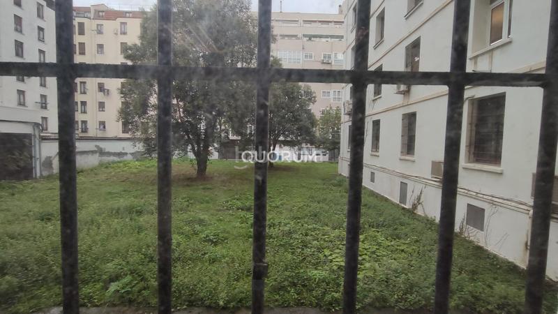 Foto a89897ad-ba1f-40ed-935f-4160a72314a7. Alquiler oficina gran oficina en alquiler en edificio clásico en plaza jado en Bilbao