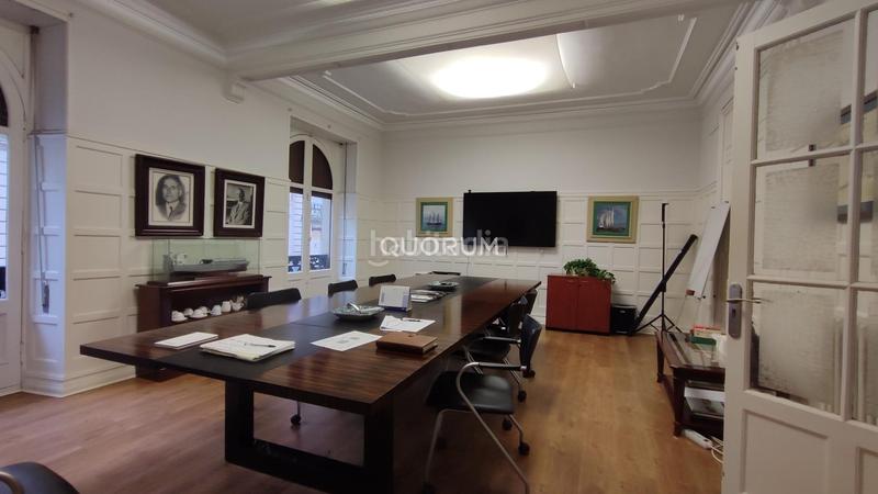 Foto 95f40b57-3856-49e3-94f2-a9b21e78f5a1. Miete büro in Ensanche - Moyua - Diputación Bilbao