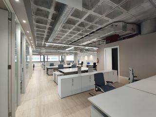 Miete Büro  Calle santiago de compostela. Gran oficina en alquiler en miribilla