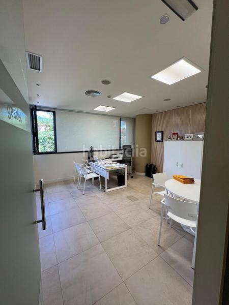 Foto 50470949-a779-4d58-afd8-be0fea4ac24e. Miete büro in Miribilla Bilbao