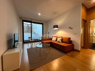 Alquiler Piso  Alameda cardenal gardoqui. Apartamento en abando interior con terraza