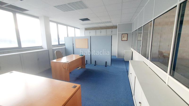 Foto be79dd92-5cd5-40c7-8787-68e74b9000e3. Fabrikhalle in Gernika - Lumo