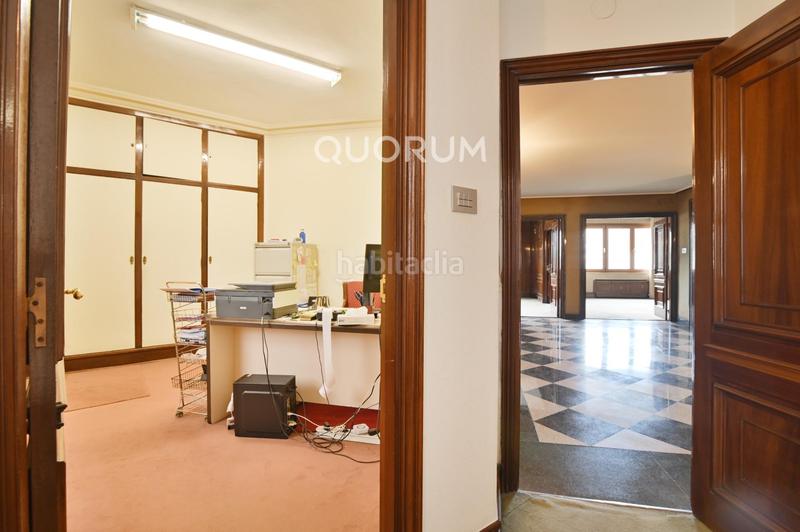 Foto a7ca6d29-572a-46d5-809a-a33bd8252dcd. Appartamento con riscaldamento parcheggio in Sabino Arana-Jesuitas Bilbao