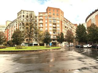 Pis  Plaza de amezola. Apartamento exterior en plaza ametzola