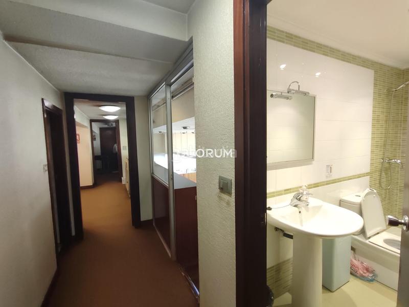 Foto 5d46f4ff-ef69-4284-b4c0-1477f59a8558. Locale commerciale in Matiko - Ciudad Jardín Bilbao