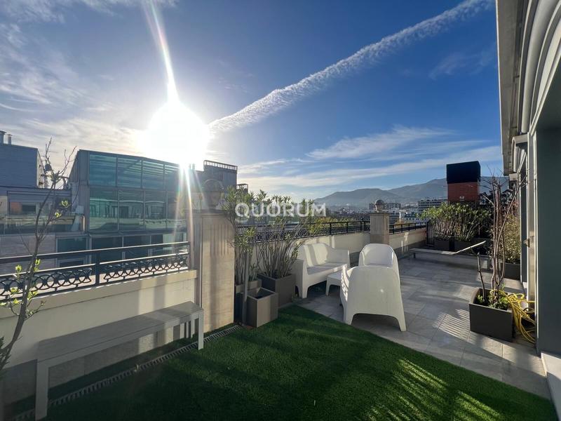 Foto a57beea9-b774-4588-afa6-cfc3c75e957d. Alquiler piso exclusiva vivienda con gran terraza en plaza euskadi en Bilbao