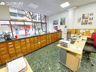 Local Comercial a Sabino Arana-Jesuitas. Se vende local comercial de 77 m2 junto a la gran via con 6 m de