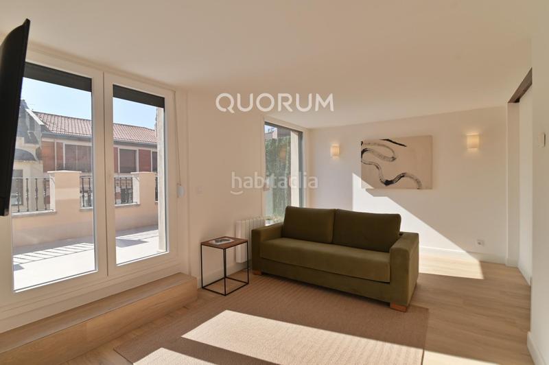 Foto f7566d68-a1a4-4607-8519-a722806d162a. Alquiler piso apartamento con 1 dormitorio con gran terraza en Bilbao