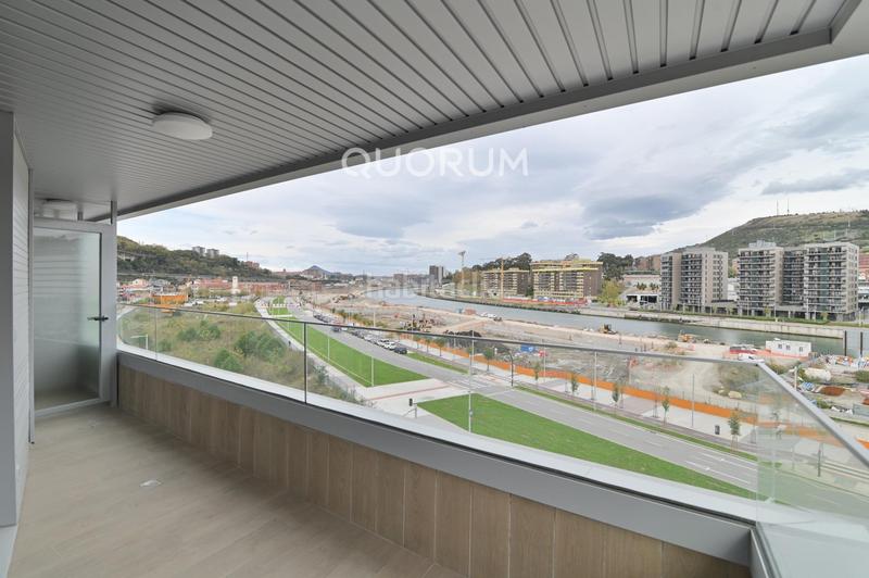 Foto ae9742fe-a948-471a-a85b-14c9f1b13066. Piso en calle cargueras 1 vivienda a estrenar 3 habitaciones en zorrozaurre en Bilbao