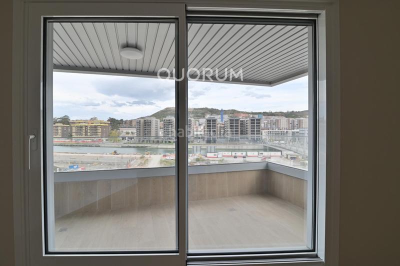 Foto c4e7adac-ec6f-4053-b75b-79710b902dbc. Piso en calle cargueras 1 vivienda a estrenar 3 habitaciones en zorrozaurre en Bilbao