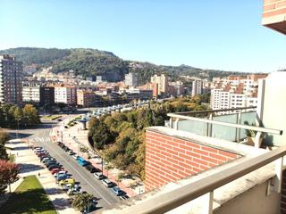 Pis  Calle de santiago brouard. Fabulosa vivienda en amezola