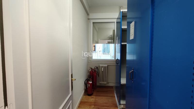 Foto 4ca98f2f-b83c-4d92-9f48-63d3ef058a28. Location bureau avec chauffage dans Ensanche - Moyua - Diputación Bilbao