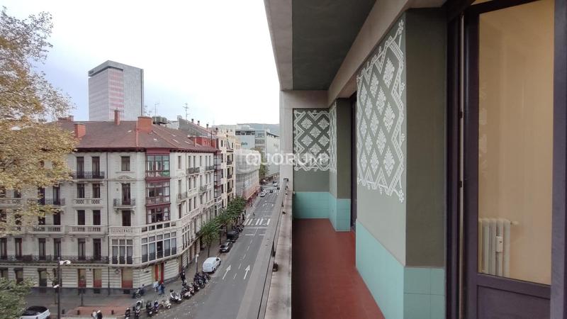 Foto 73bcc13a-b043-4638-8ba7-58fb6bc4d445. Location bureau avec chauffage dans Ensanche - Moyua - Diputación Bilbao