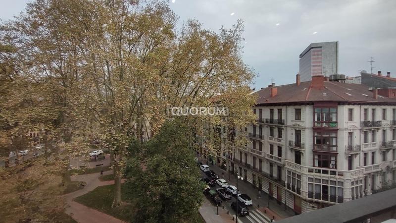 Foto 4cbe26ed-d797-40dc-b563-9a080b44c2c5. Miete büro mit heizung in Ensanche - Moyua - Diputación Bilbao