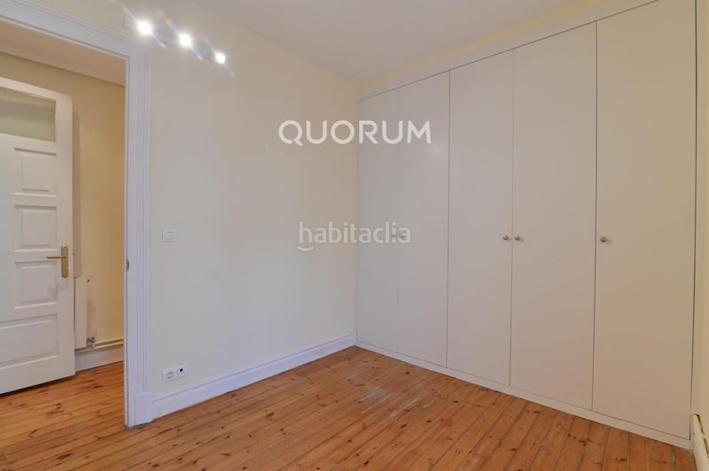 Foto f298347f-2426-4245-9ece-e3b1841cd989. Alquiler piso vivienda 4 dormitorios en Ensanche - Moyua - Diputación Bilbao