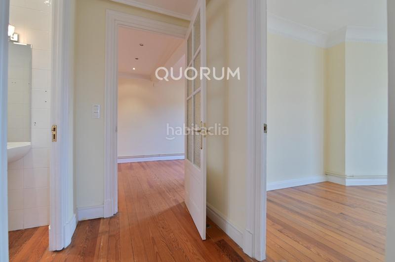 Foto 63496284-a22c-4dc6-9312-24ec07df25f3. Miete etagenwohnung mit heizung in Ensanche - Moyua - Diputación Bilbao