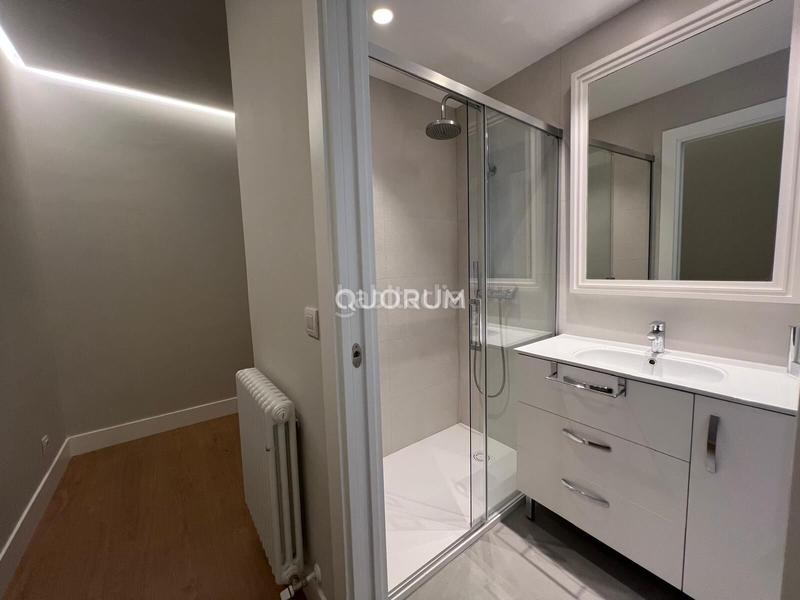 Foto 06aeec92-7d98-4b6f-ab64-e0f008cbf02b. Alquiler piso apartamento a estrenar de 1 hab en ensanche en Bilbao