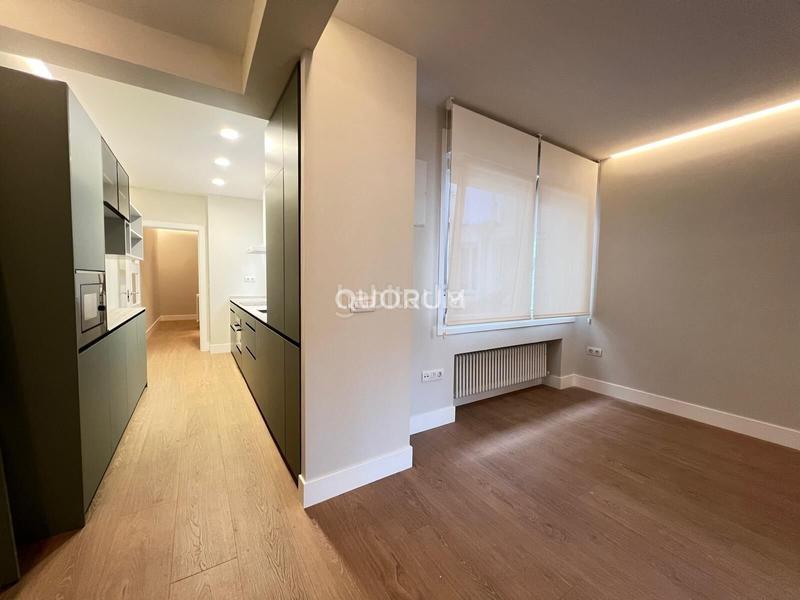 Foto 16eb7784-8486-4709-9c4f-95848112b4a4. Miete etagenwohnung mit heizung in Ensanche - Moyua - Diputación Bilbao