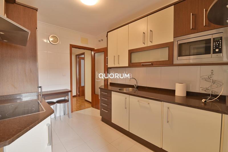 Foto 90e2f44e-0aad-40b7-bb85-d6902248e4fc. Affitto appartamento in calle de julián zugazagoitia 9 in Bilbao