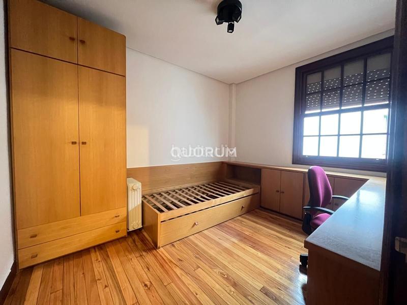 Foto 688ee373-884e-4b11-aeee-85b73d1783db. Alquiler piso amplia vivienda de 2 hab en jesuitas en Bilbao