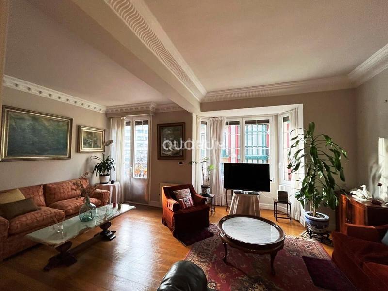 Foto b4eafb9b-ef2e-4c1f-9f96-7e71ff3f899b. Appartement avec chauffage dans Ensanche - Moyua - Diputación Bilbao