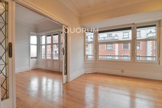 Appartamento  Alameda de urquijo. Vivienda luminosa de 150m2 en indautxu