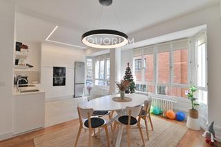 Appartement  Calle euskalduna. Vivienda de 3 hab con apartamento independiente en abando