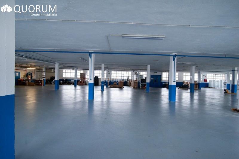 Foto c6a065c7-3e49-493c-af77-837ce2fcf887. Affitto capannone industriale in Zamudio