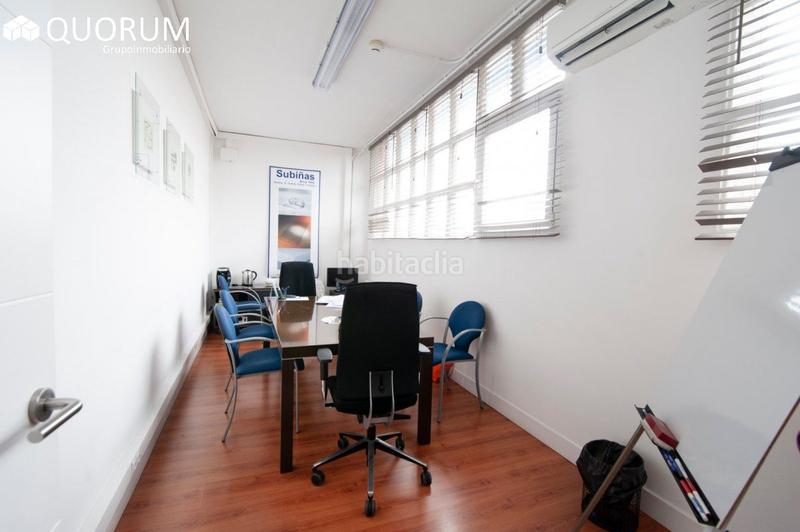 Foto c756ce78-0291-4881-b5a4-03847f014c7f. Affitto capannone industriale in Zamudio