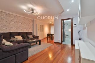 Etagenwohnung in Rekalde Centro. Estupenda vivienda con garaje y  trastero