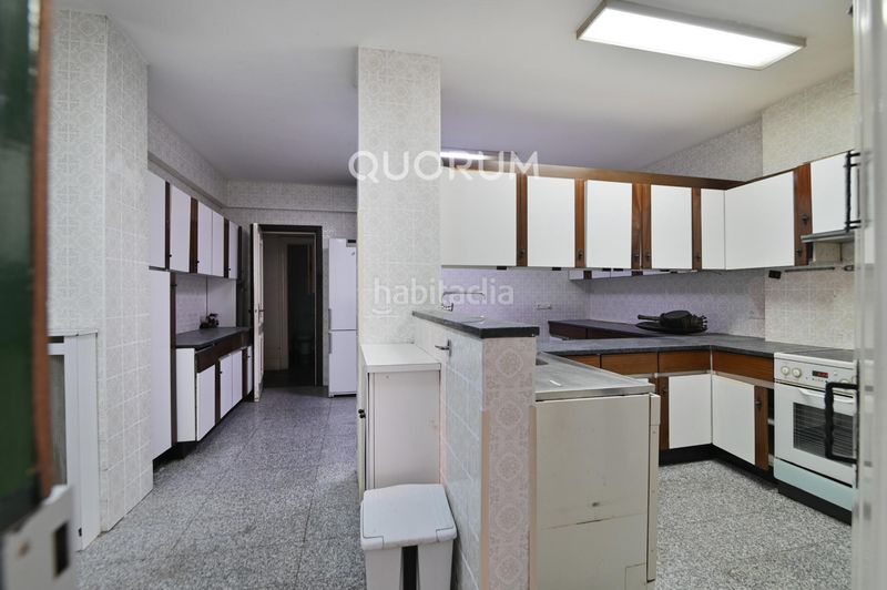 Foto b79c899d-d103-4367-8ba7-8be74397e792. Pis amb aparcament a Sabino Arana-Jesuitas Bilbao