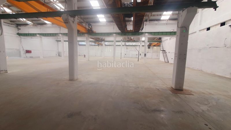 Foto 809789ef-60b7-4e14-b241-8015fb92c276. Location bâtiment à usage industriel dans San Miguel Basauri