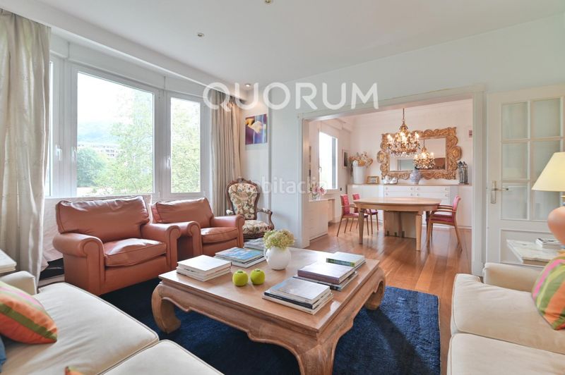 Foto 1168ebcb-7680-44c7-8b5d-581f28eccd0d. Pis a Abandoibarra - Guggenheim Bilbao