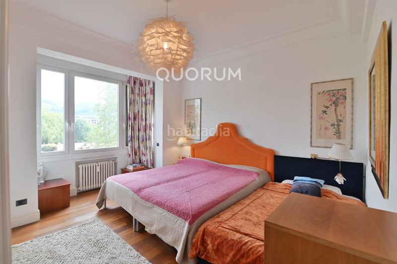 Foto 389db1d4-3515-4a4f-95fd-713fa98ed3c8. Pis a Abandoibarra - Guggenheim Bilbao