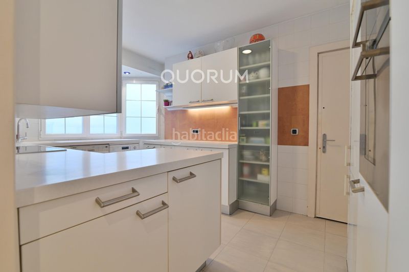 Foto 50bcbe05-4653-4ac5-84ad-924bde50e76e. Pis a Abandoibarra - Guggenheim Bilbao