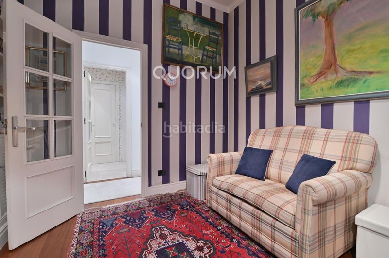 Foto a0c97bc4-8641-4519-acf5-b0da10aababb. Pis a Abandoibarra - Guggenheim Bilbao