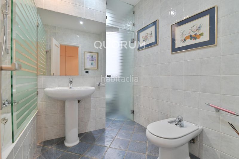 Foto f770a023-6704-4e50-bb99-c782df022cf2. Pis a Abandoibarra - Guggenheim Bilbao