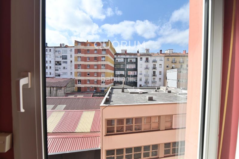 Foto f9f29f6e-5635-4971-aec0-fbf0b43bd004. Pis a Zabalburu Bilbao