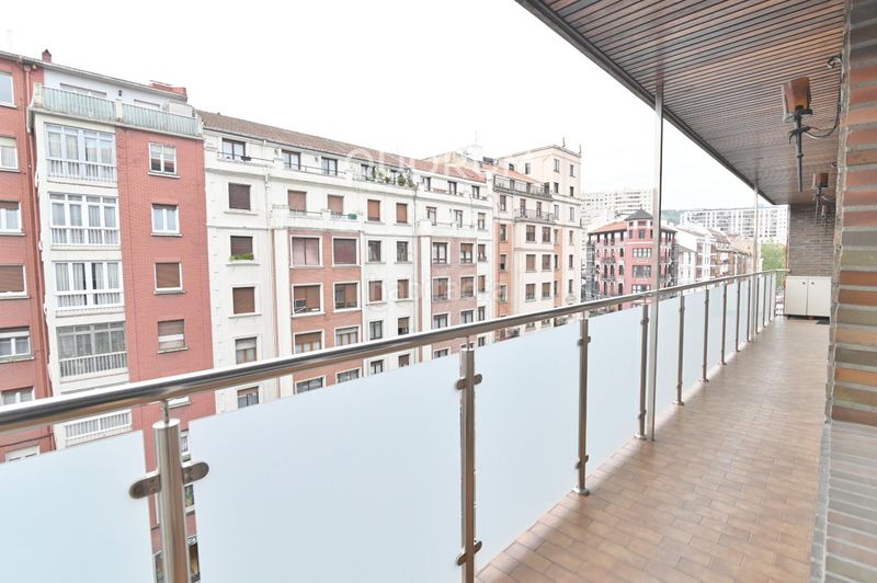 Foto 5a744494-4c72-4b43-8d02-e19804d90b32. Pis a Zona Indautxu Bilbao