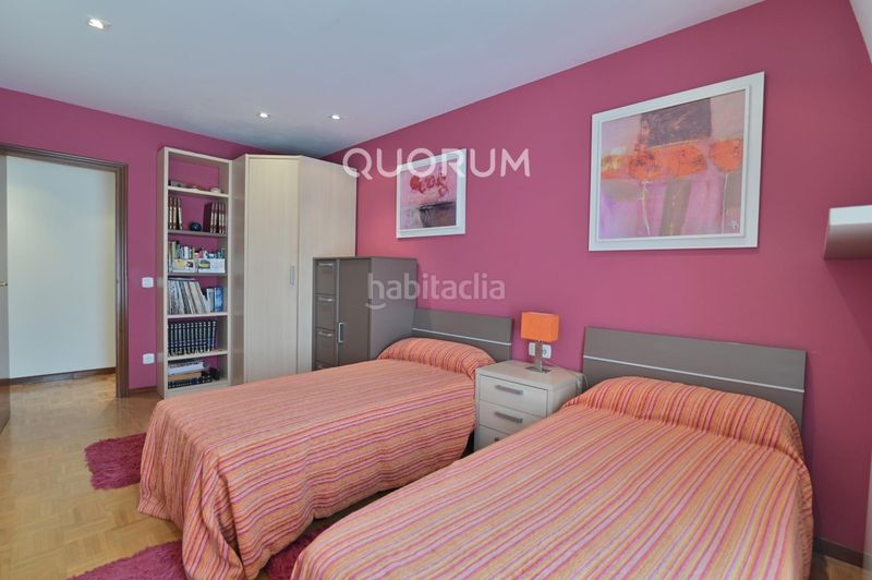 Foto 01f5e540-41bf-4ef1-ad88-6bba5c461d2b. Pis amb aparcament a Miribilla Bilbao