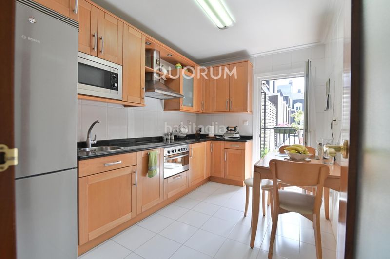 Foto 2fae612d-3a08-4265-a197-3810cb37fe21. Pis amb aparcament a Miribilla Bilbao